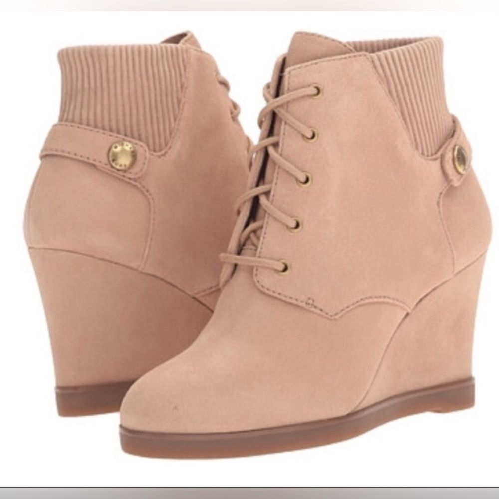 Michael Kors Carrigan Lace-Up Wedge Suede Booties Women’s Size 7.5 NWOB